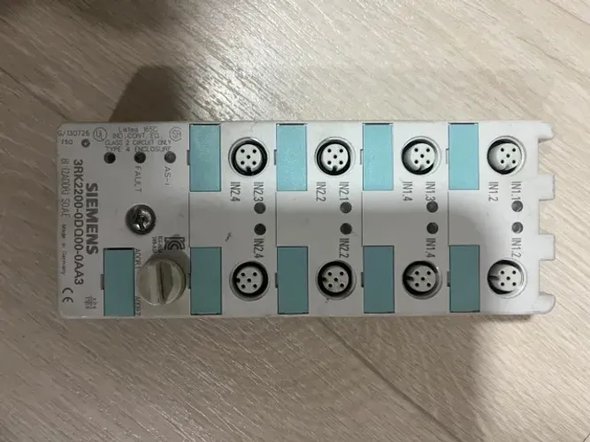 Módulo AS-i Siemens 3RK2200-0DQ00-0AA3 K60 8 entradas