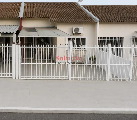 Casa semimobiliada no Olaria