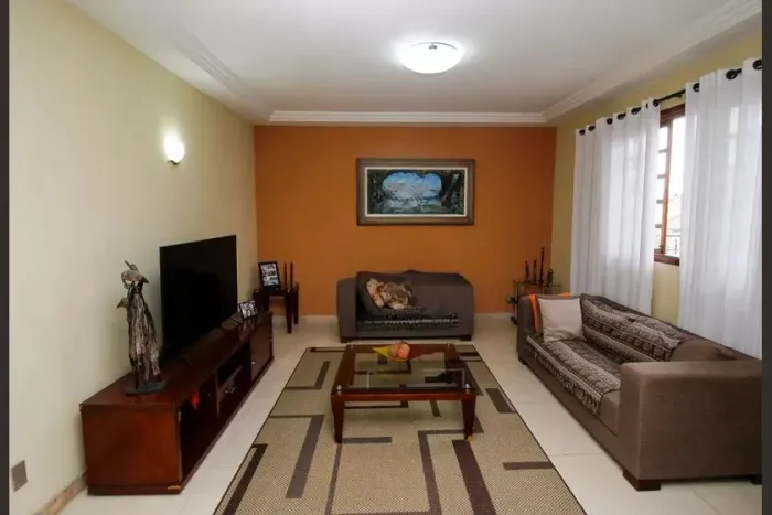 Casa à Venda - Palmares, 3 Quartos, 420 m2