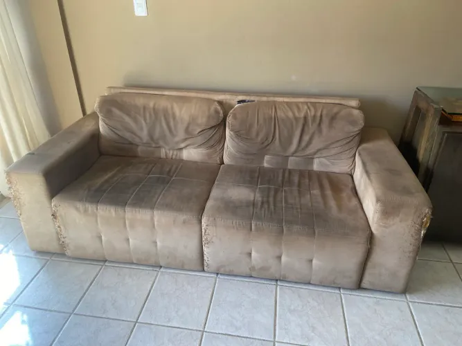 Sofá para restauração (negociável uma troca)