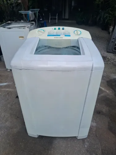 Máquina Electrolux 12k