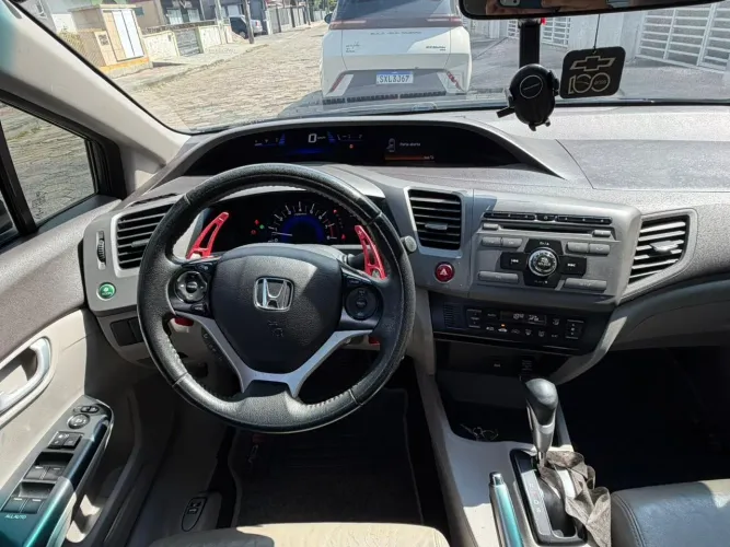 Honda Civic Sedan LXR 2.0 Flexone 16V Aut. 4P 2014