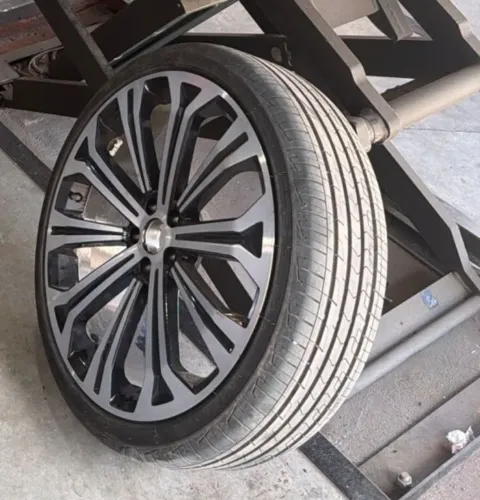 Jogo de roda aro 20 Corolla ?