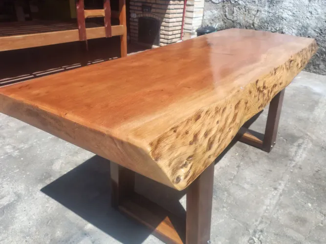 Mesa rústica