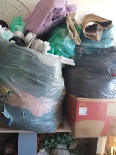 Lote de utilidades ótimo para bazar e afins 