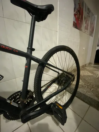Bicicleta Cannondale Aro 700x40c ou 28 Polegadas