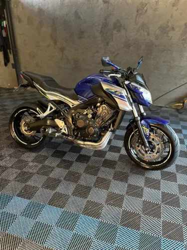 CB650F AZUL