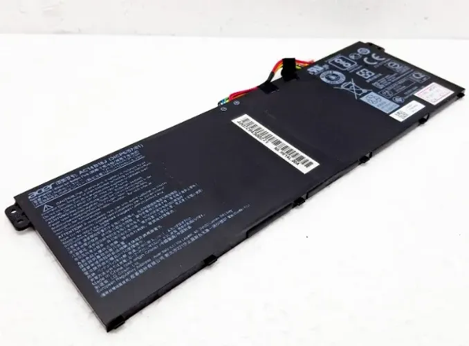 Vendo Bateria Notebook Acer Aspire A315 Modelo AC14B18J Seminova