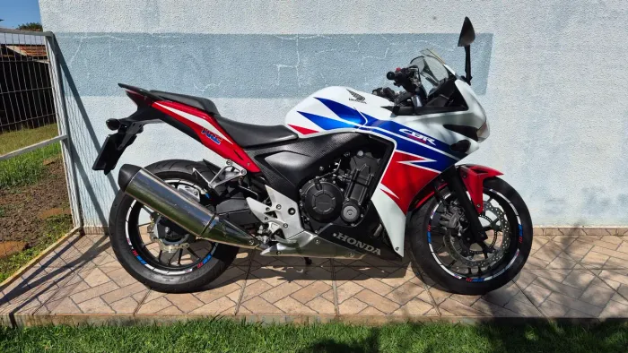 Vende-se CBR500R ABS