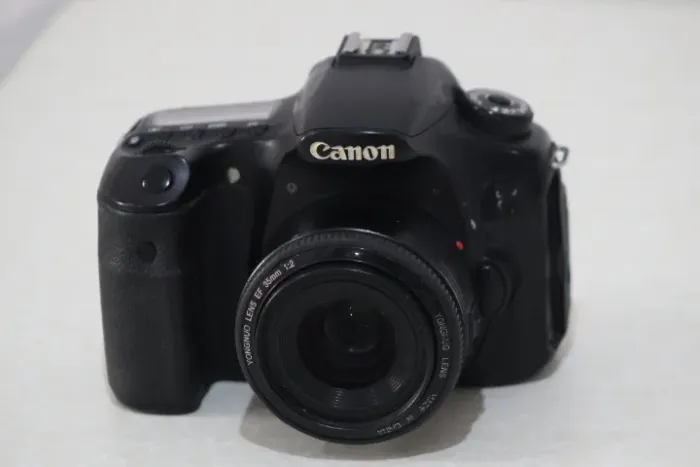 Canon 60D + lente 35 mm yongnuo