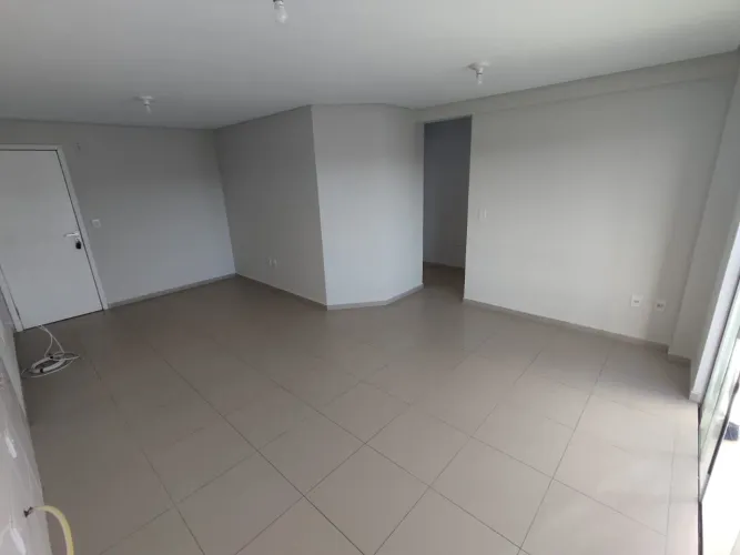 APARTAMENTO À VENDA - 98m² | 2 QUARTOS (1 SUÍTE) | SACADA COM CHURRASQUEIRA