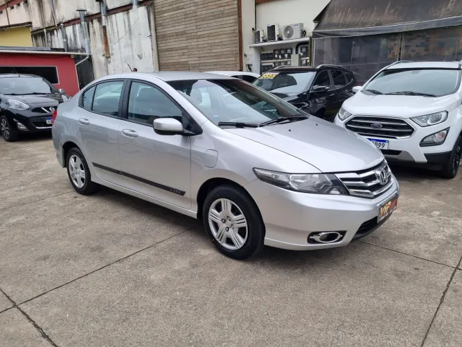 Honda City Sedan DX 1.5 Flex 16V Mec. 2013