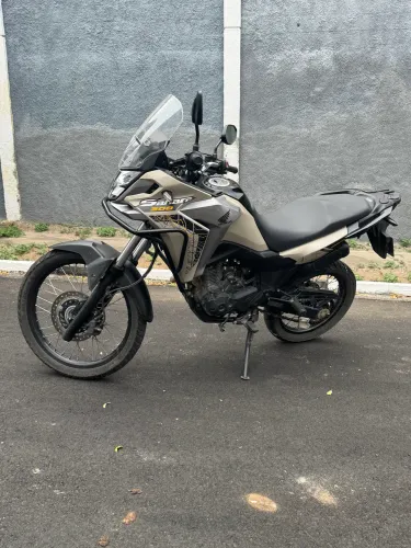 sahara rally - 2025 / ótimo estado de conservação