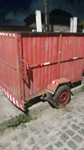 Vendo carrocinha baú