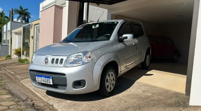 Fiat Uno Vivace/rua 1.0 EVO Fire Flex 8V 5P 2012