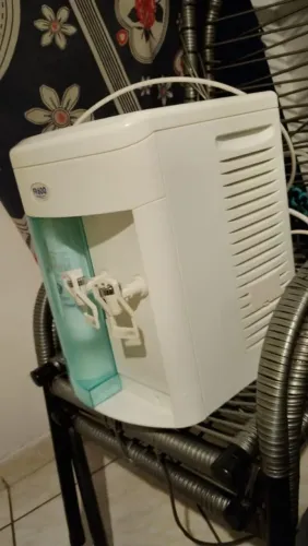 Vendo purificador de água fr600 filtro semi novo pouco tempo de uso 300 reais