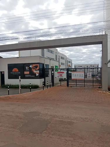 ALUGO APARTAMENTO 2 QUARTOS MOBILIADO ATRÁS DO SHOPPING AGUAS LINDAS