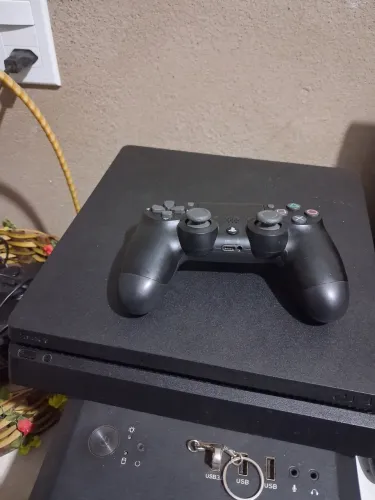 PlayStation 4 1tb