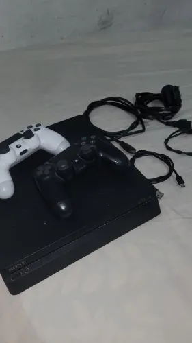 Ps4 slim