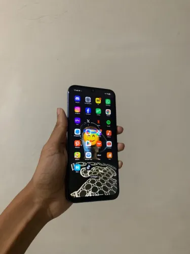 Redmi 15c Semi Novo Tenho Caixa