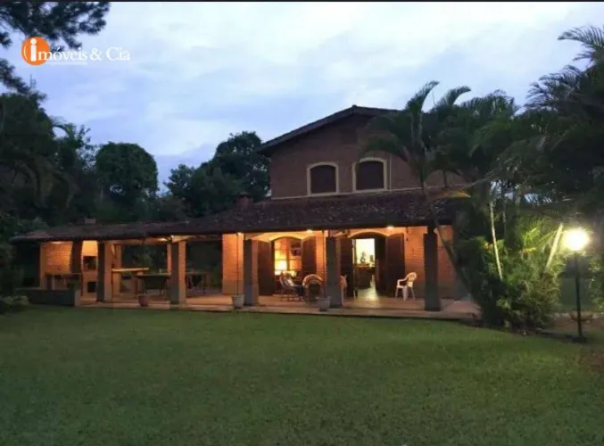 Chácara com 4 dormitórios à venda, 3740 m² por R$ 990.000,00 - Boa Vista - Atibaia/SP