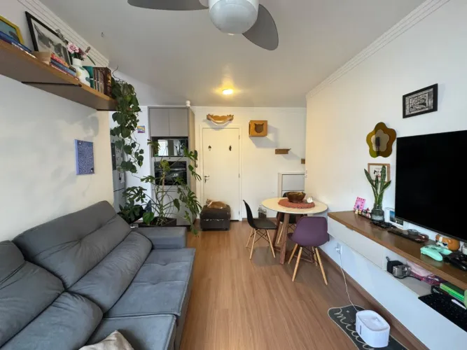 APARTAMENTO 02 DORMITÓRIOS EM CANASVIEIRAS.