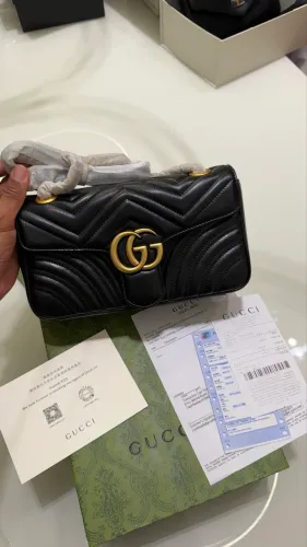 Bolsa Gucci marmont com caixa