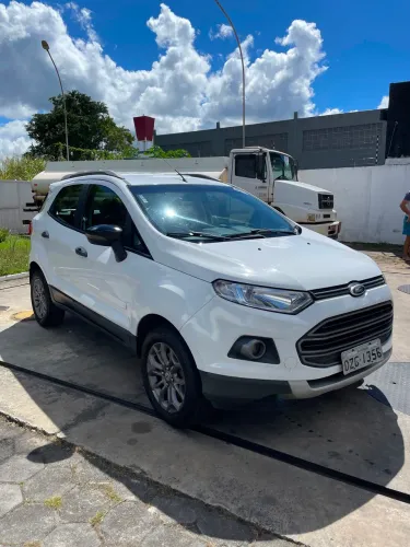 Ford Ecosport Freestyle 1.6 16V Flex 5P 2015