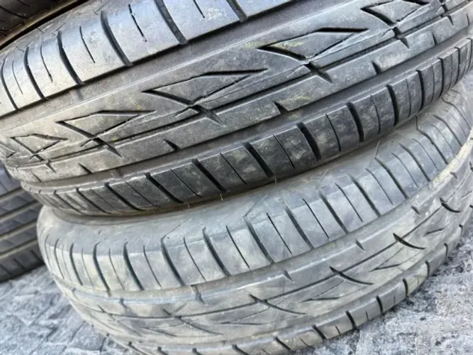 Pneu Firestone 185/60/15 90 % vida útil