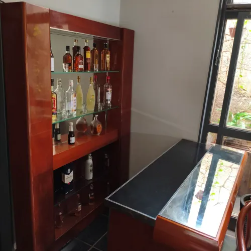 Bar Vintage Completo Anos 70/80 (Painel Espelhado + Balcão)