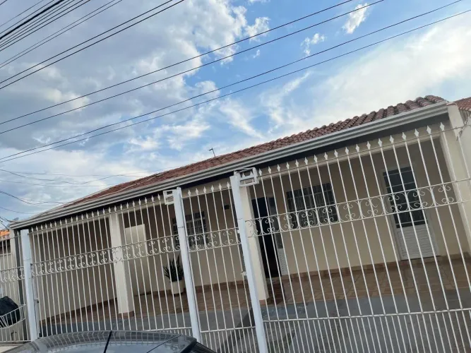 VENDO OU TROCO POR CARRO