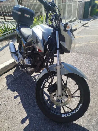 Fan 160 2020 vendo ou troco por ADV/Nmax, tenho volta