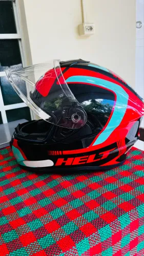 Capacete Helt