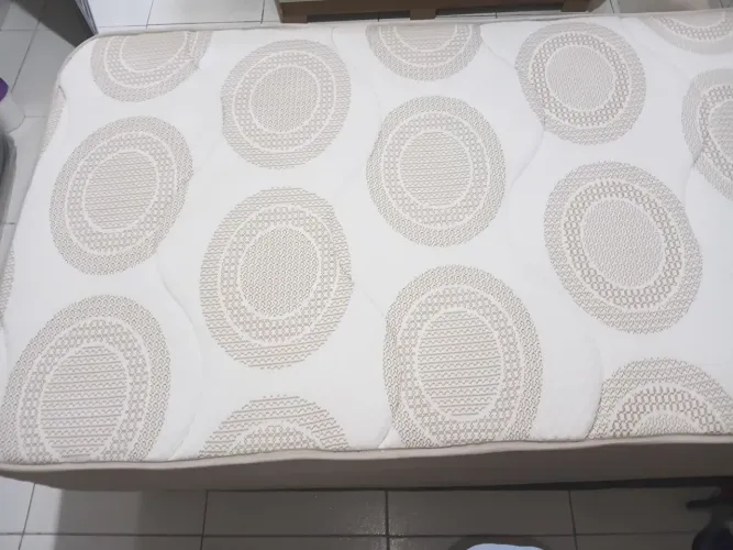 Cama box