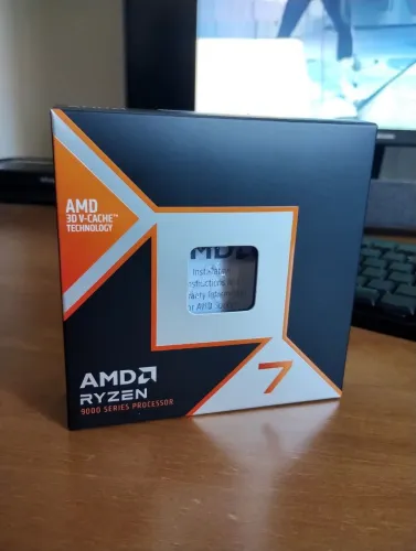 Processador AMD Ryzen 7 9800X3D, 4.7GHz (5.2GHz Turbo), 8-Cores 16-Threads, AM5