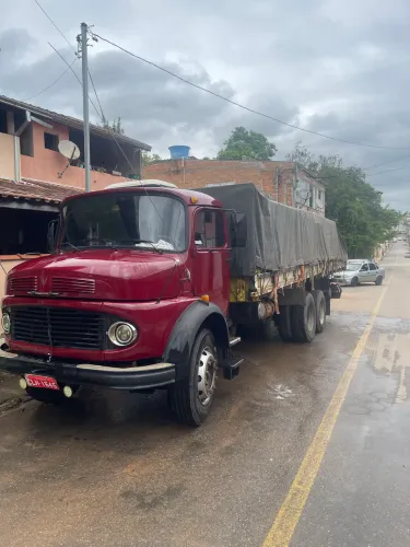 Caminhão 1313 freio ar, Truck, suspensor, boa mecânica