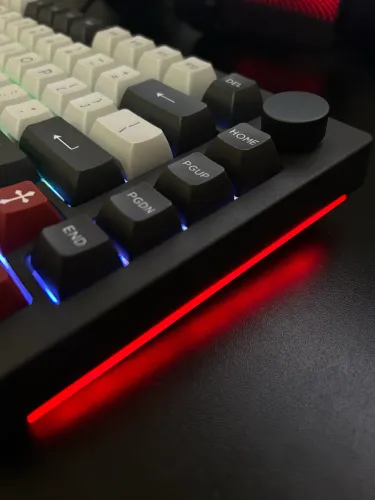Teclado Mecânico Akko 5075B Plus V2 Wireless