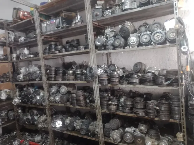 COMPRESSOR DE AR-CONDICIONADO AUTOMOTIVO 