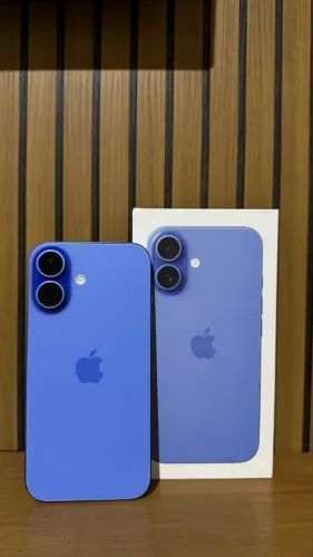 iPhone 16