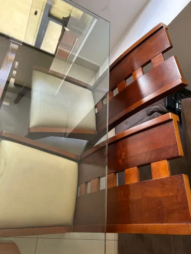 Vendo mesa de jantar