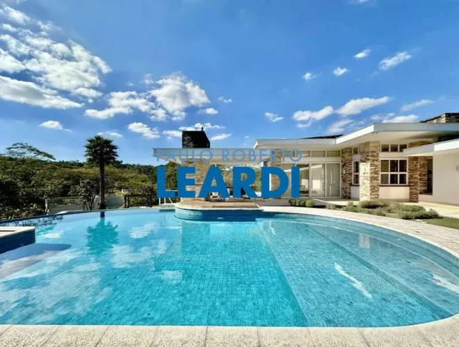 CASA EM CONDOMÍNIO - PARQUE SILVINO PEREIRA - SP