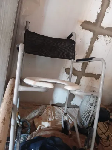 Cadeira de rodas e banho