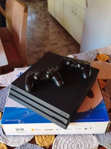 Playstation 4 Pro 1TB De Armazenamento 