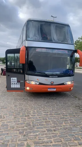 Vende-se Ônibus DD todo revisado