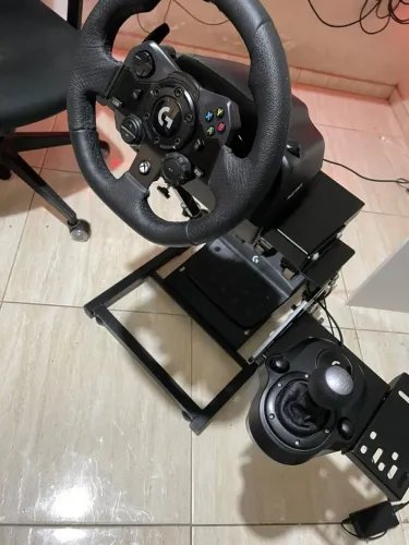Volante Logitech G923 + câmbio + cockpit