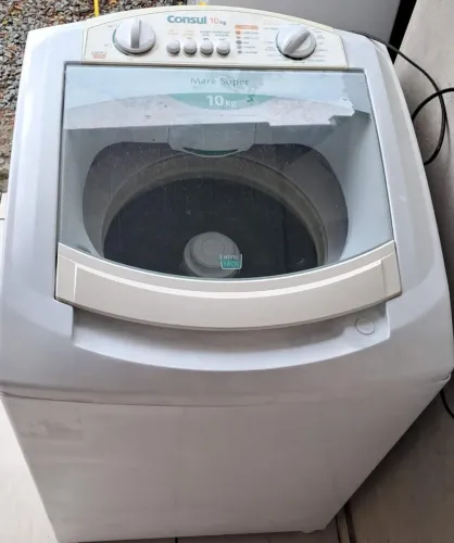 VENDO MAQUINA DE LAVAR ROUPAS CONSUL 10 KG