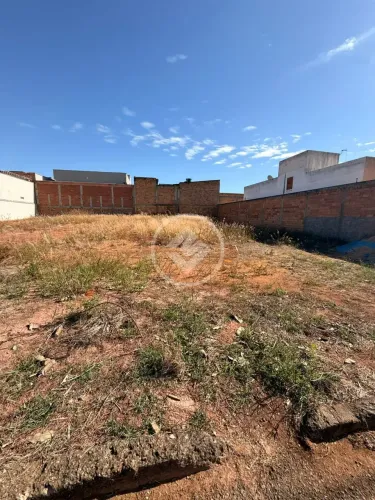 Hidrolândia - Terreno no Setor Portal das Águas codigo: 329739