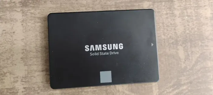 SSD Samsung 860 EVO 1TB SATA III - Alta Performance e Durabilidade