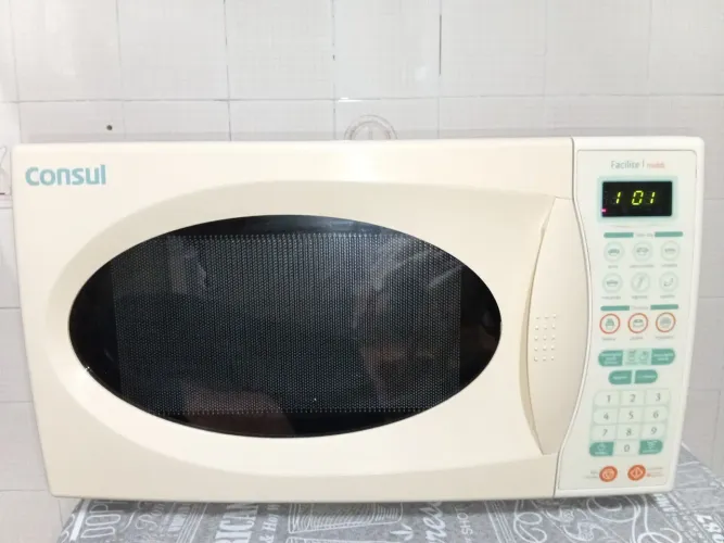 Vendo micro-ondas 25 litros