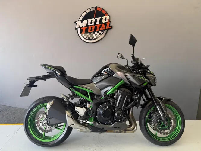 Kawasaki Z900 2025